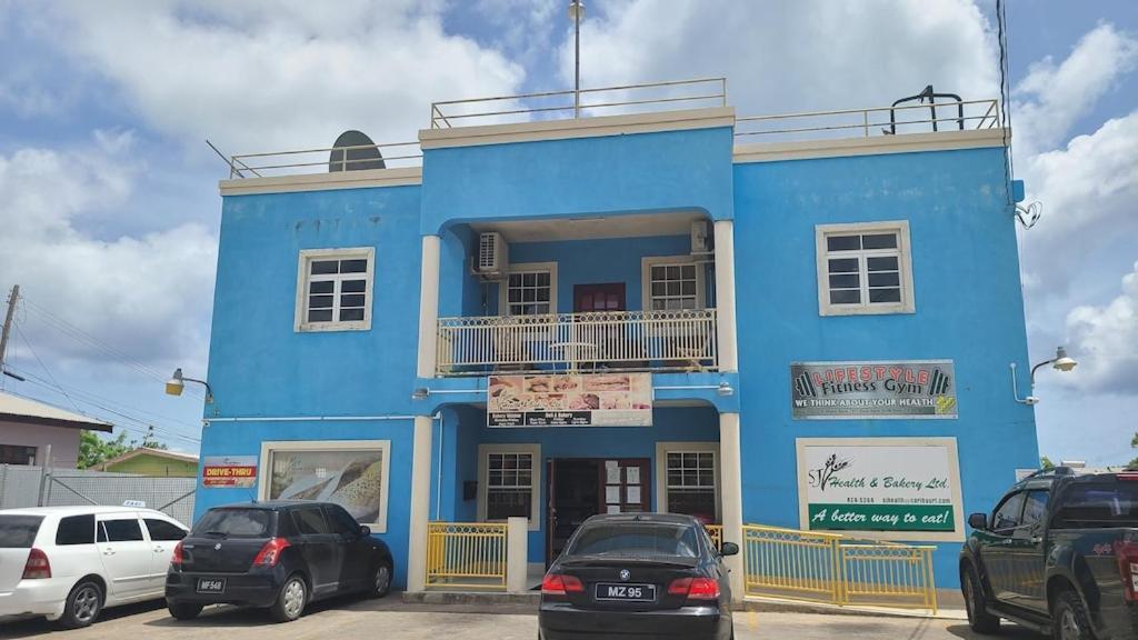 Вілла Donamae 2 Story Barbados House Бриджтаун Екстер'єр фото